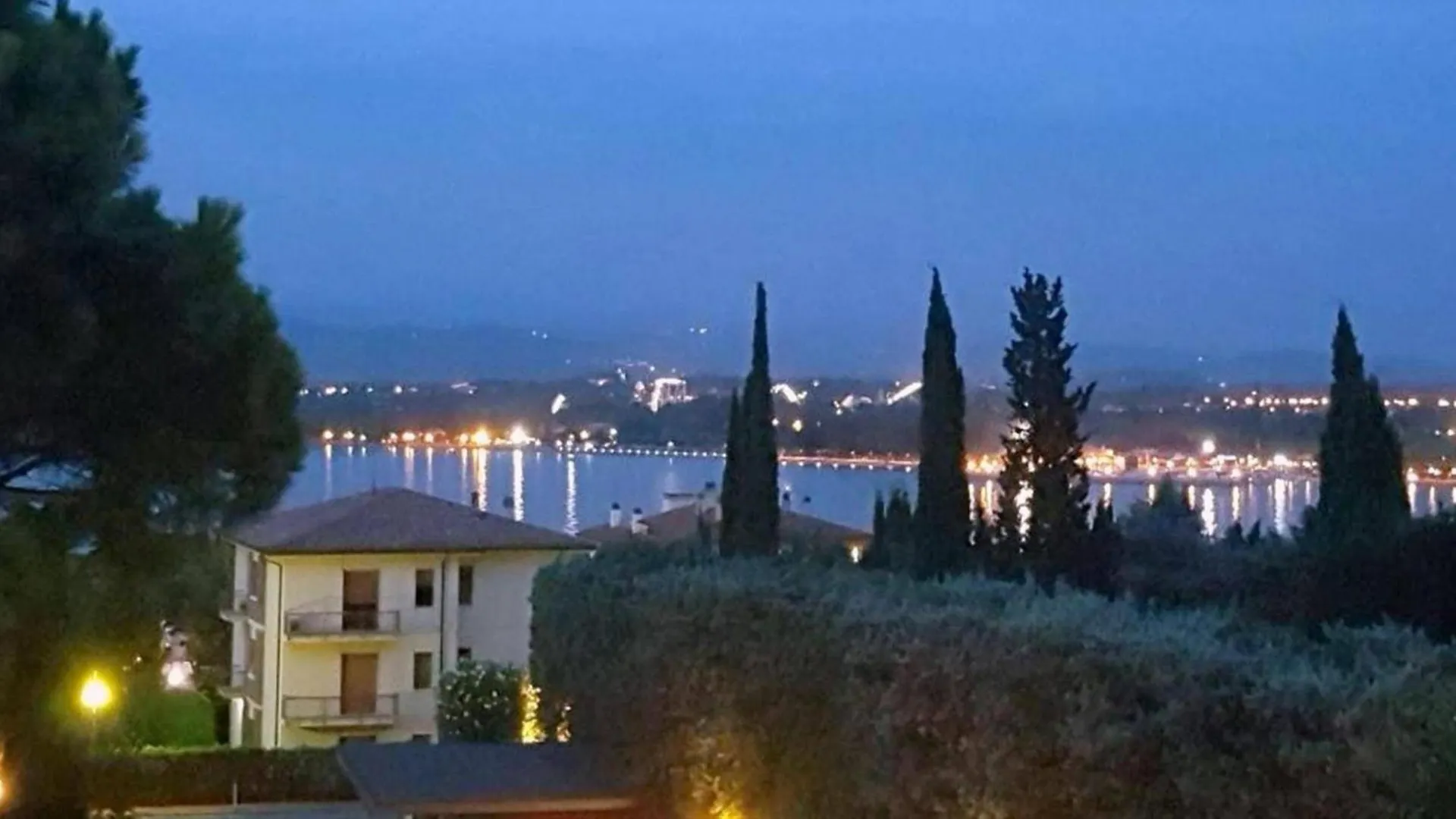 Cappuccini Appartments Peschiera del Garda Lägenhet