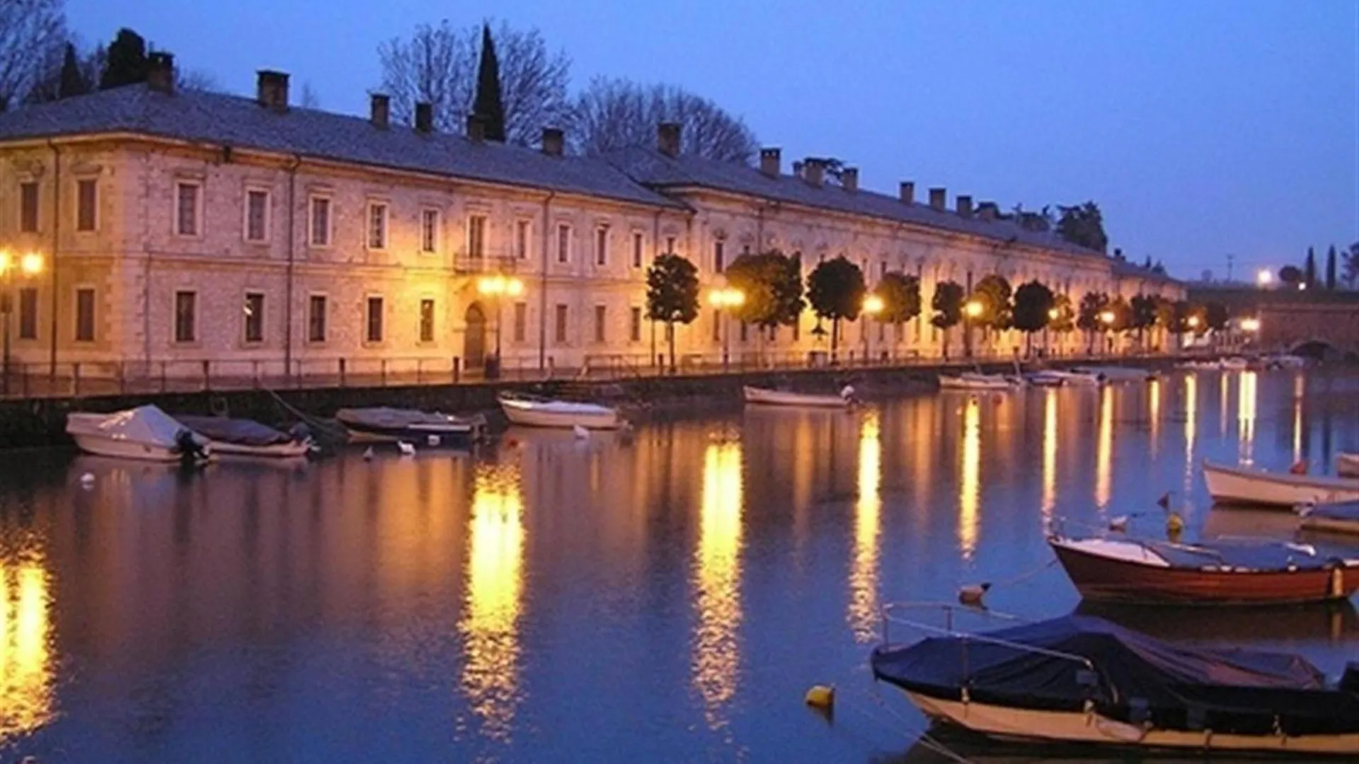 Cappuccini Appartments Peschiera del Garda