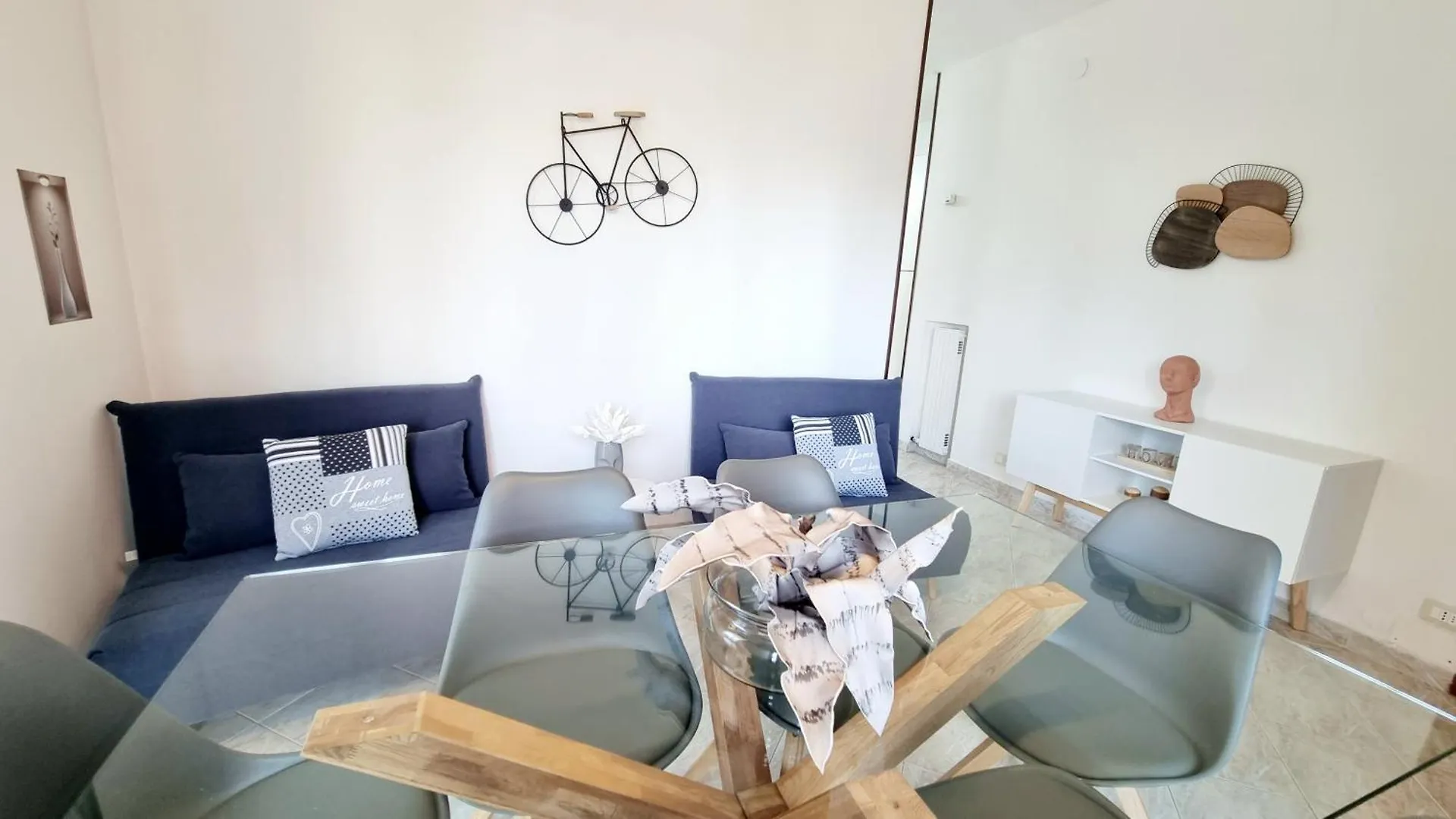 Cappuccini Appartments Peschiera del Garda 0*,  Italy
